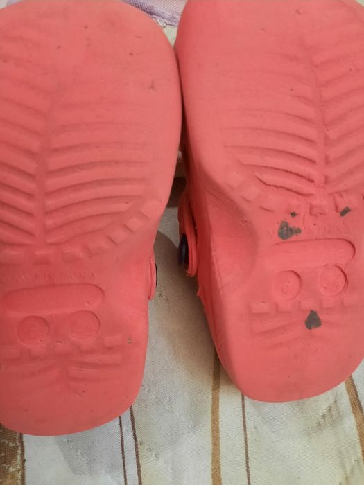 Пантофки за ясла и градина 19, 22, 28 номер