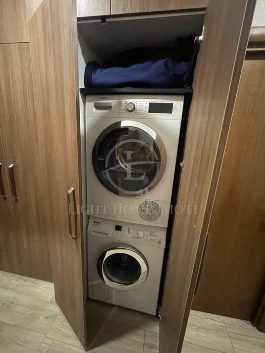 Продава се Четиристаен апартамент в Пловдив, Тракия - 86 кв.м за 2000 €/кв.м - Снимка #20