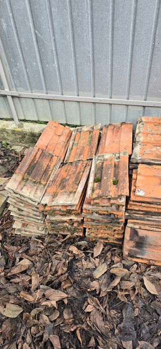 Vand tigla stare buna