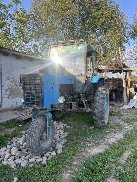 Traktor sotiladi Srochni