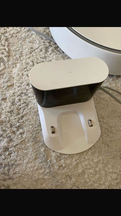 Продам робот пылесос