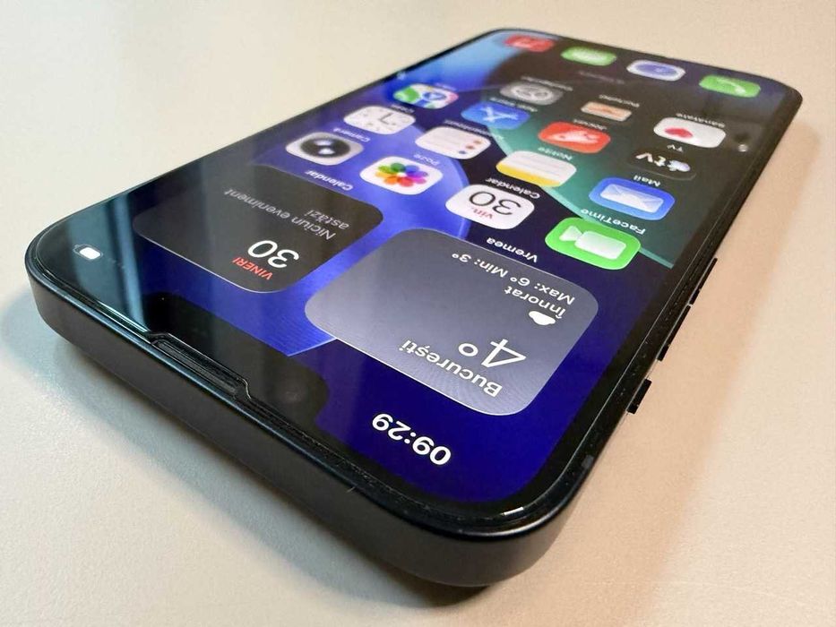  Apple / iPhone 14 128 Gb / Midnight