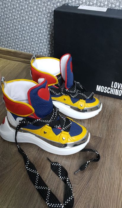 Ботинки демисезон Moschino