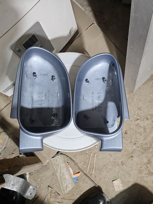 Срочна продам. Крышка для боковые зеркала с поворотникам LACETTI GENTR