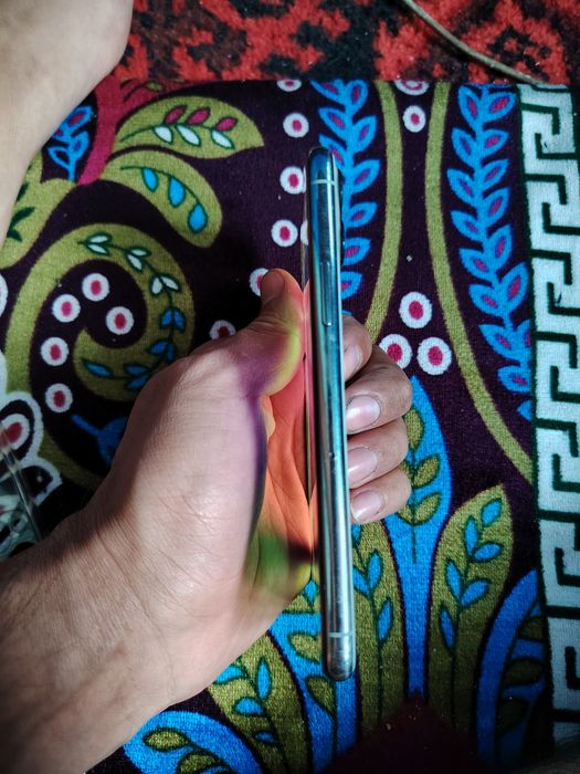 IPhone 11 pro sotiladi