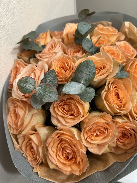 Продам цветы в хорошем состоянии .