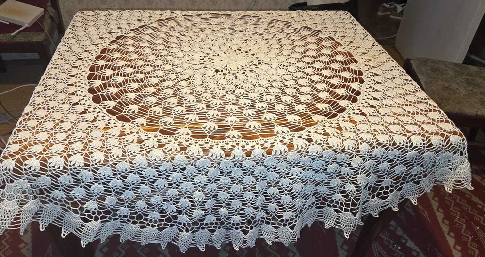 Fata de masă, macrame, lucrată manual