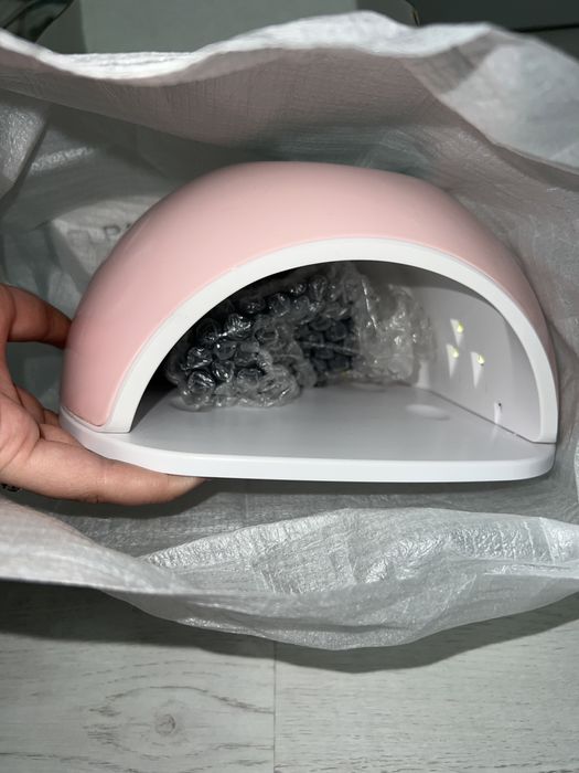 Продаю лампу для ногтей