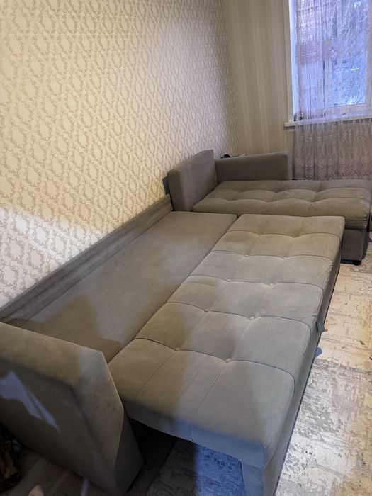 Диван угловой серый