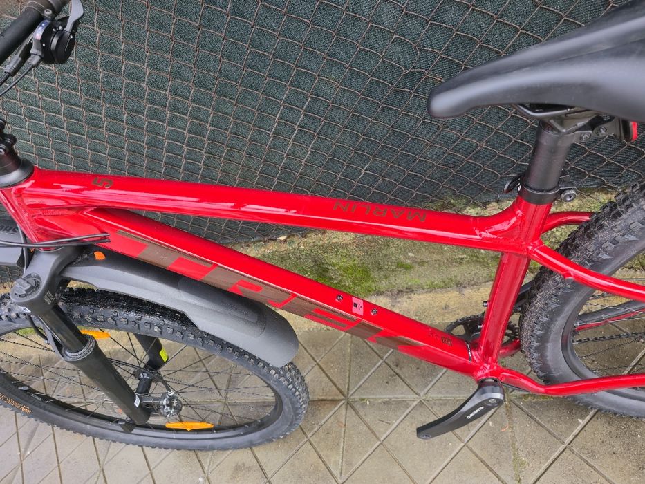 Като нов 29 M размер Trek Marlin 5 2026 1x9 Shimano Cues проходни оси