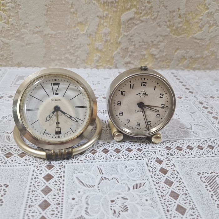 Часы и будильники ссср все в рабочем состоянии