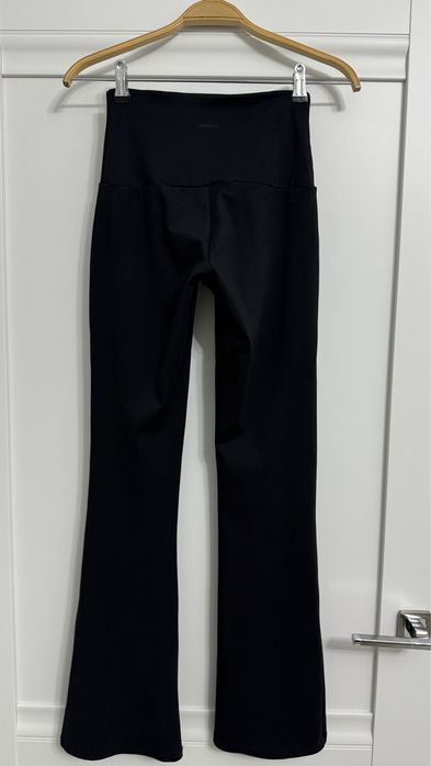 Брюки для тренировок от Oysho