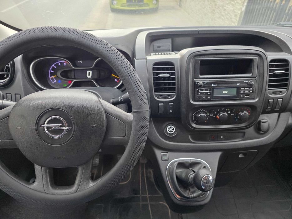 Opel Vivaro 2016 L2 Long 1.6CDTI 120CP Euro5