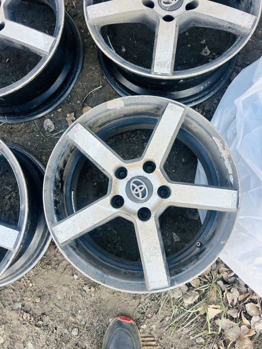 Продам диски на 16