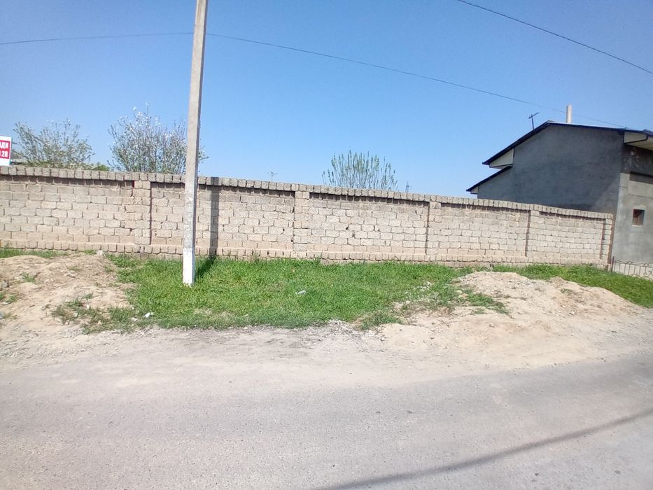 Yunsobod zenitan 1 km kilametir kirganda hasanboyda 20sutu yer sotilad