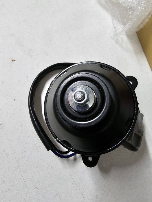 Моторчик вентилятора тойота