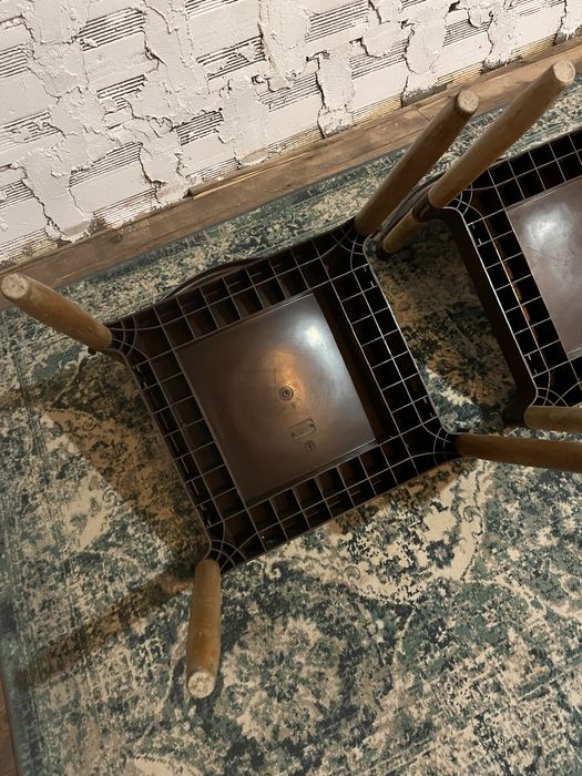 Ретро трапезни столове