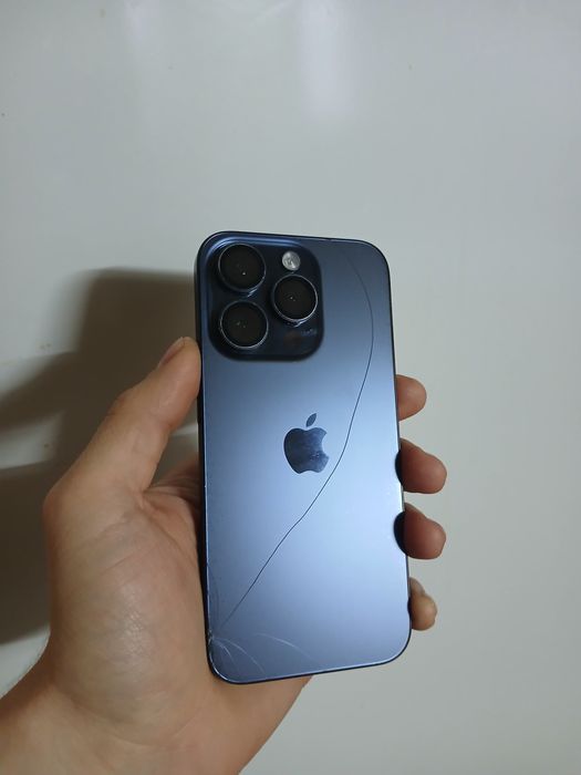 iPhone 15 pro 256gb