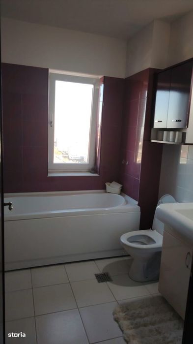 Închiriez apartament cu două camere și garaj subteran — fotografia 3
