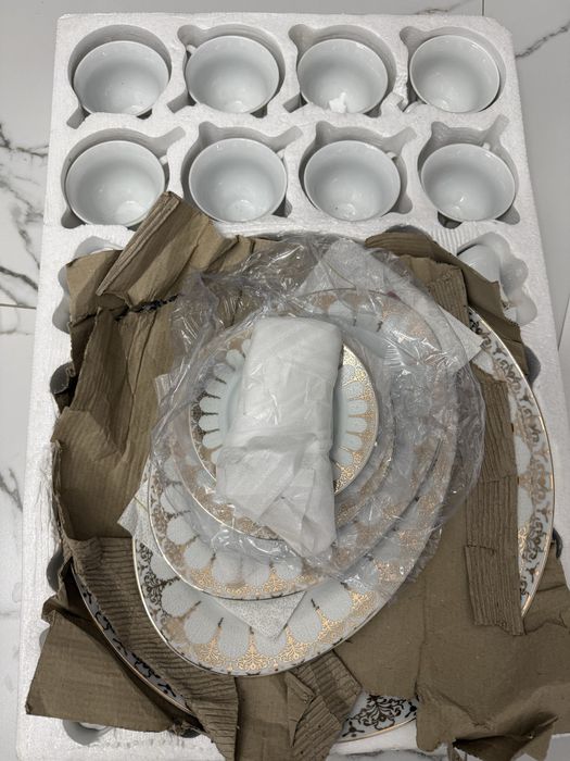 Набор посуды 138 предметов