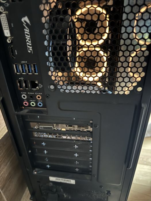 геймърски компютър