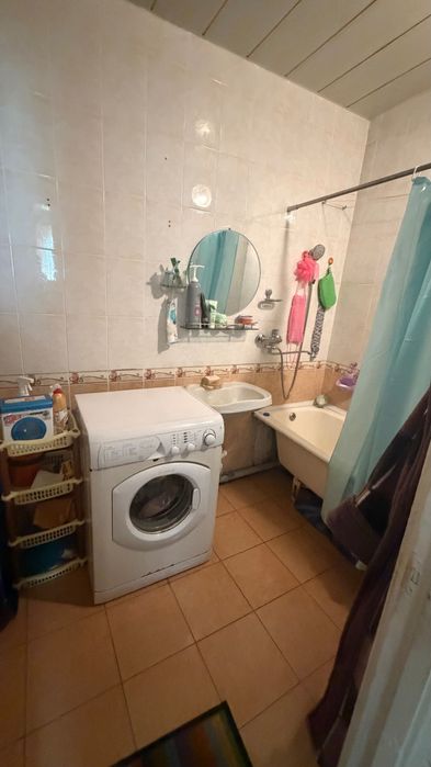 Продам квартиру двухкомнатную