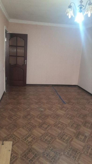 1 xonali uy sotiladi shaharda joyda