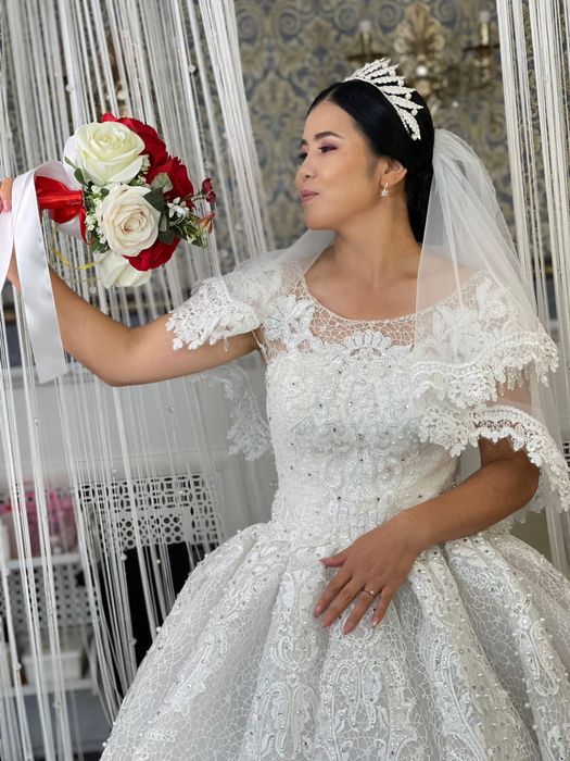 Платья свадебные