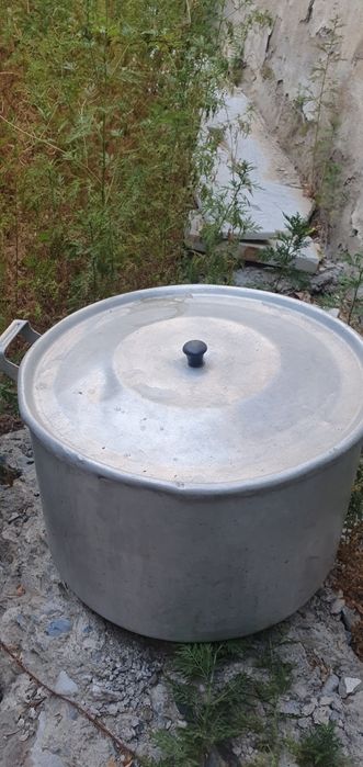 Кастрюля алюминия