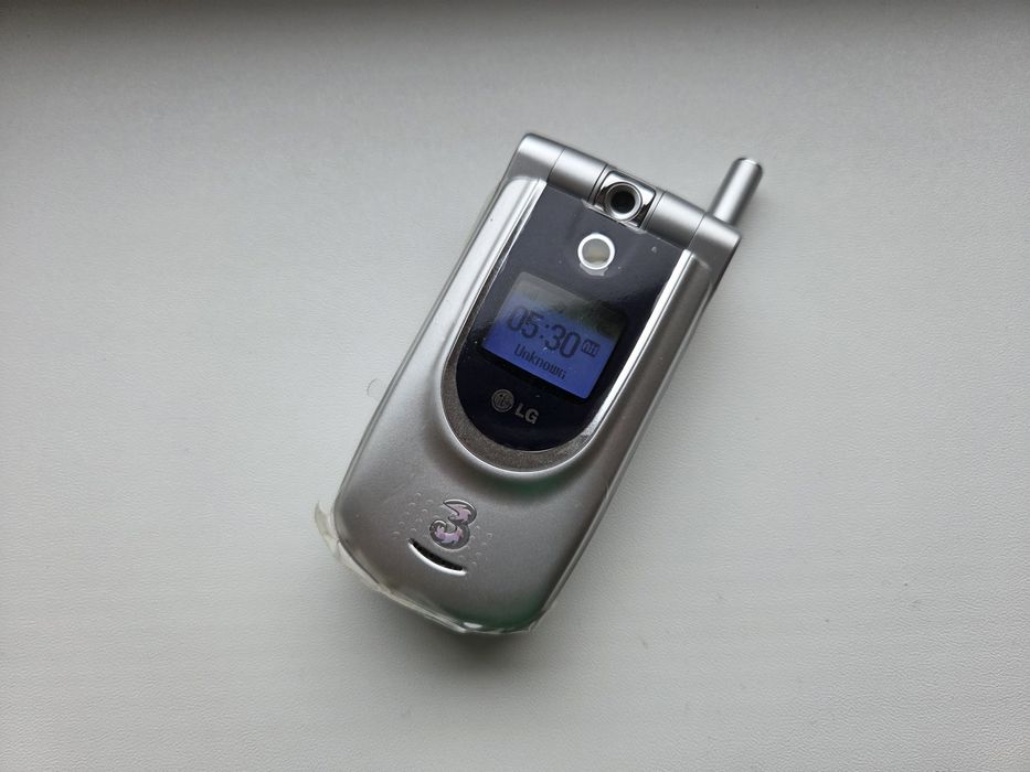 LG U8110 3G clapeta nou