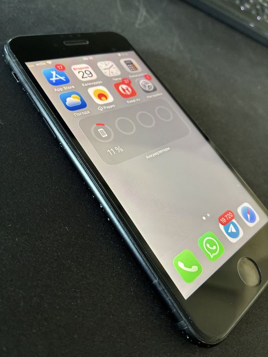 Iphone se 2 gen в отличном состоянии