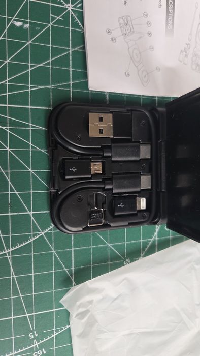 «10-in-1 MagSafe Wireless Charger Cable Tooling»