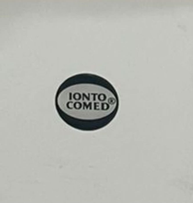 Продам массажную ,косметологическуб кушетку