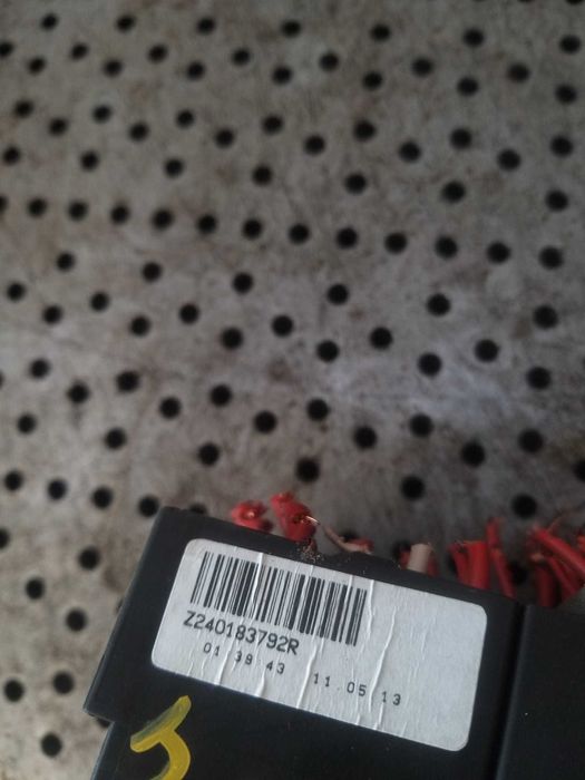 Panou sigurante renault clio 4 z240183792r