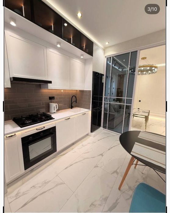 3/10/10 ЖК Силк Роад Буюк Ипак Йули Максим Горький метро Бий 70м2