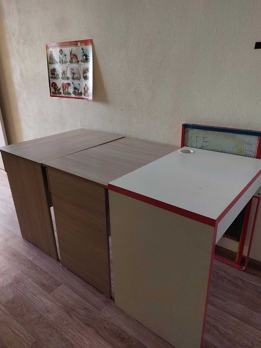 мебель в  офис (читайте описание )