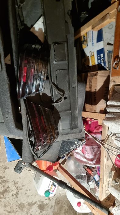 Задние фонари 124 мерс