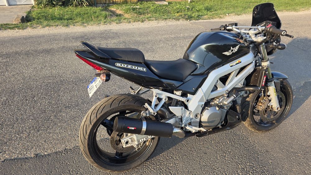 Vând Suzuki SV1000, an fabricație 2004, 30.000 km.
