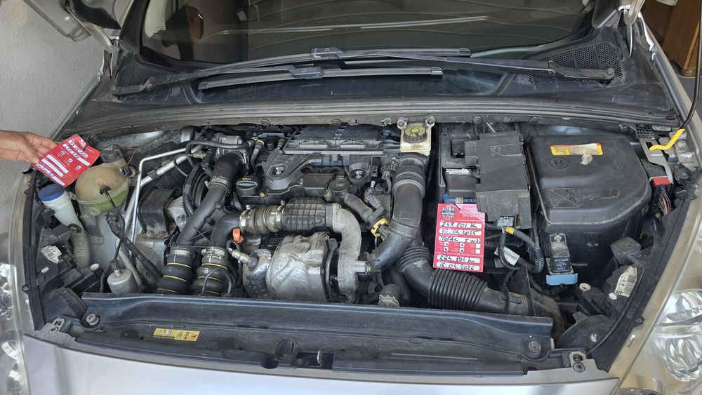 PEUGEOT 308 2011 — imagine 5