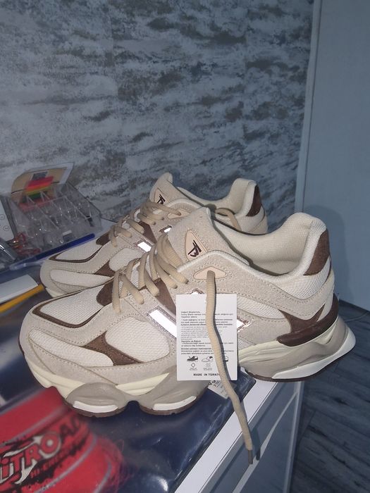 Adidasi noi unisex