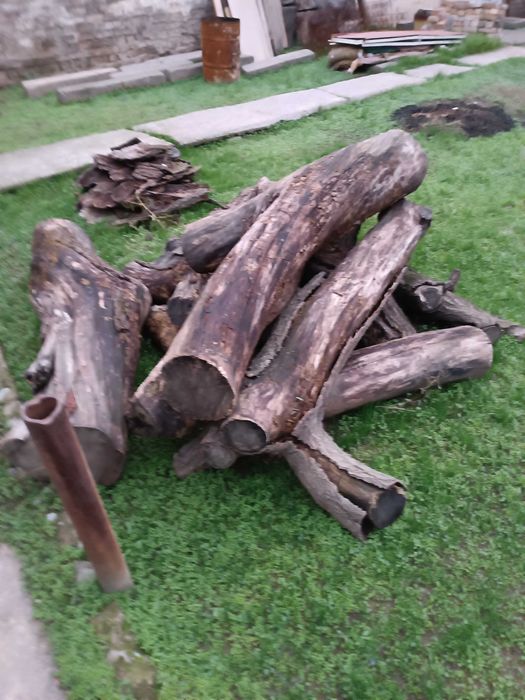 Хар хал утин сотилади