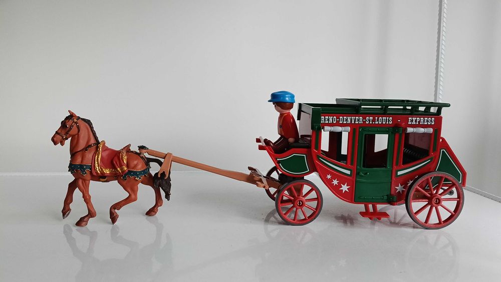 Playmobil Western" ,  дилижанс, теглен от кон