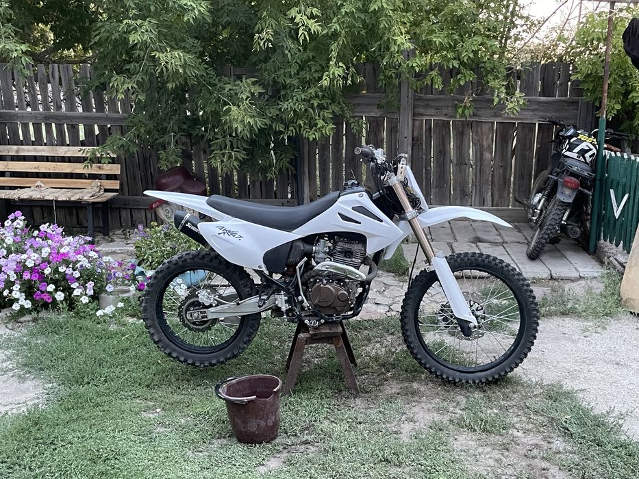 Эндуро 250 кубов