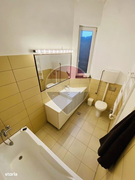 Apartament cu 2 camere de vânzare în zona Centrală