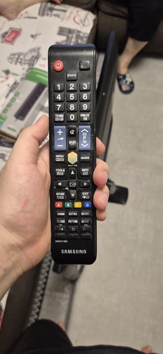 Телевизор Samsung 43 диагональ