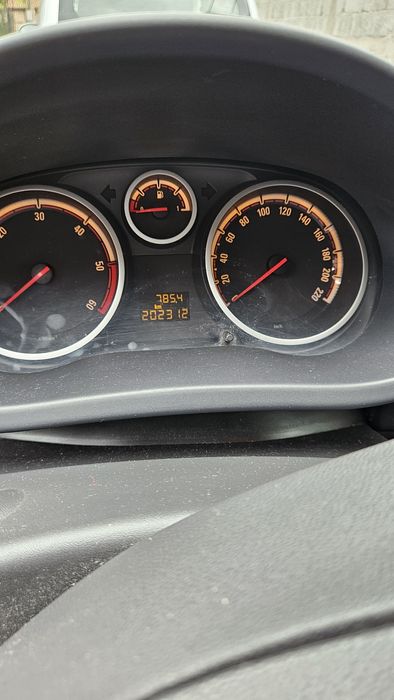 Opel corsa 1.3 cdti