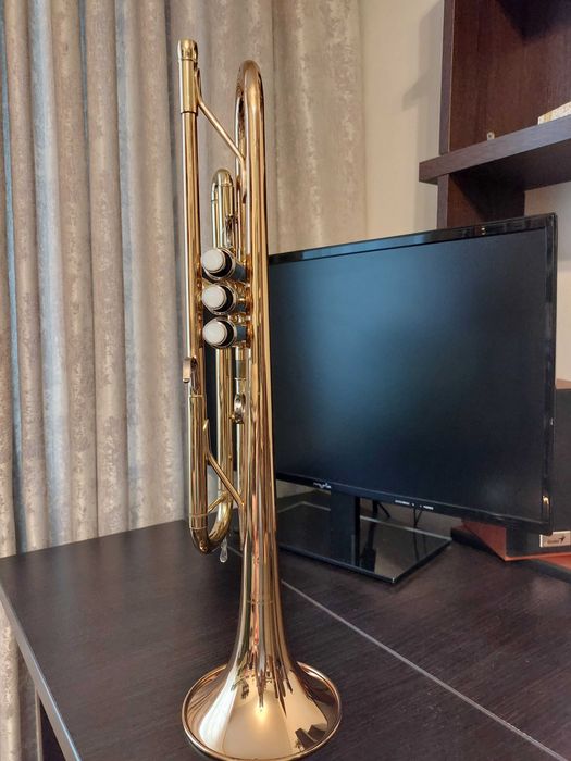 trompeta yamaha ytr 4335g