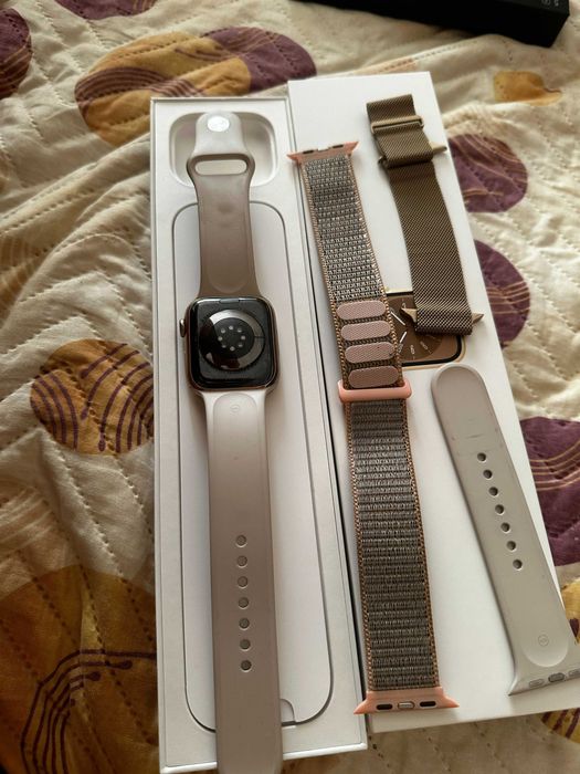 Apple Watch 8, GPS, Cellular, Gold Stainless Steel 45mm, Батерия 90%