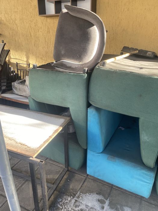 Продам диван для кафе