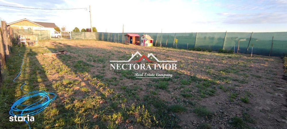 NECTORA IMOB-Teren Intravilan Imprejmuit 560 mp, Les-Gepiu, Utilitati